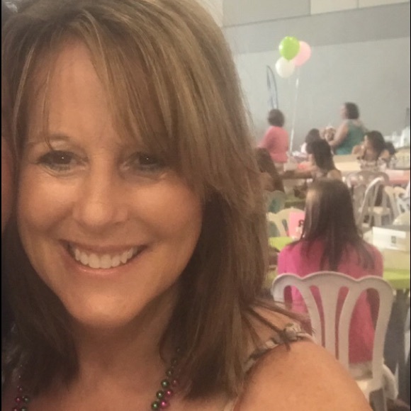 Meet your Posher, Melodi - Picture 1 of 5